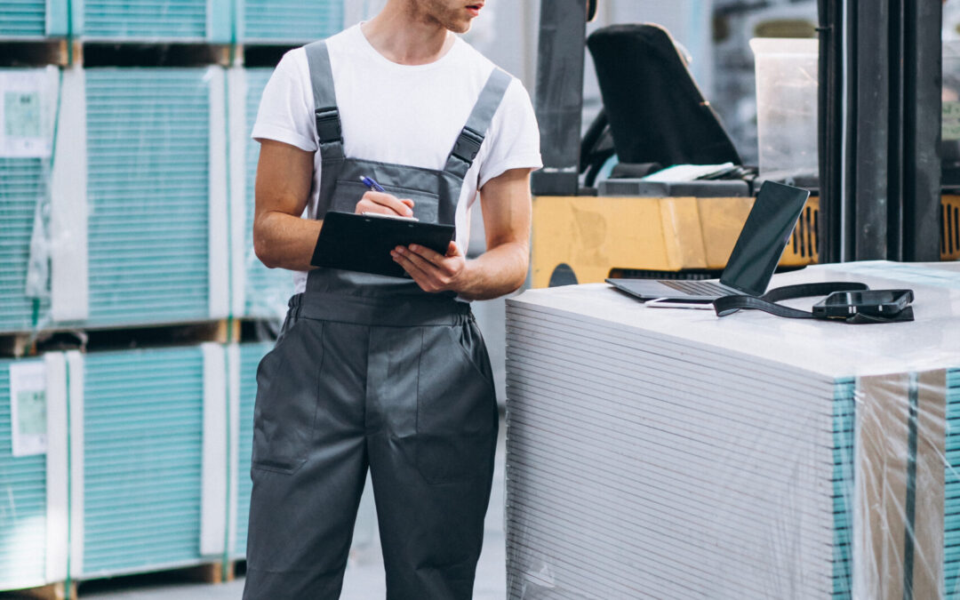 ¿Cómo obtener empleo como montacarguista?