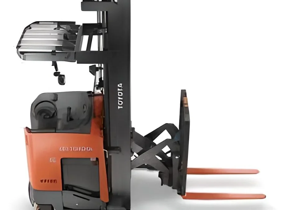 Montacargas doble reach